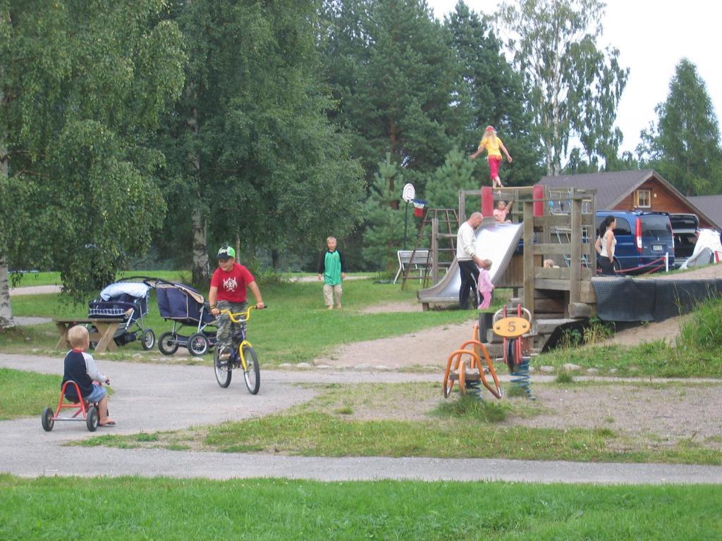 Отель Haapasaaren Lomakyla Руовеси Экстерьер фото